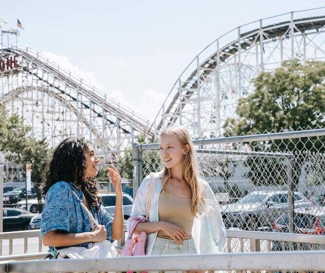 호텔 Crowne Plaza Dublin Blanchardstown, An Ihg