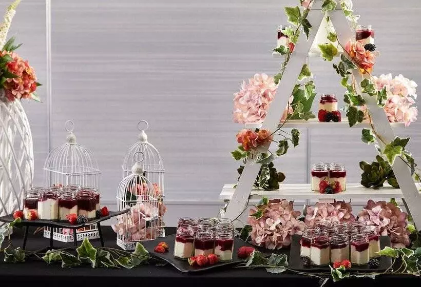 酒店 Crowne Plaza Dublin Blanchardstown, An Ihg