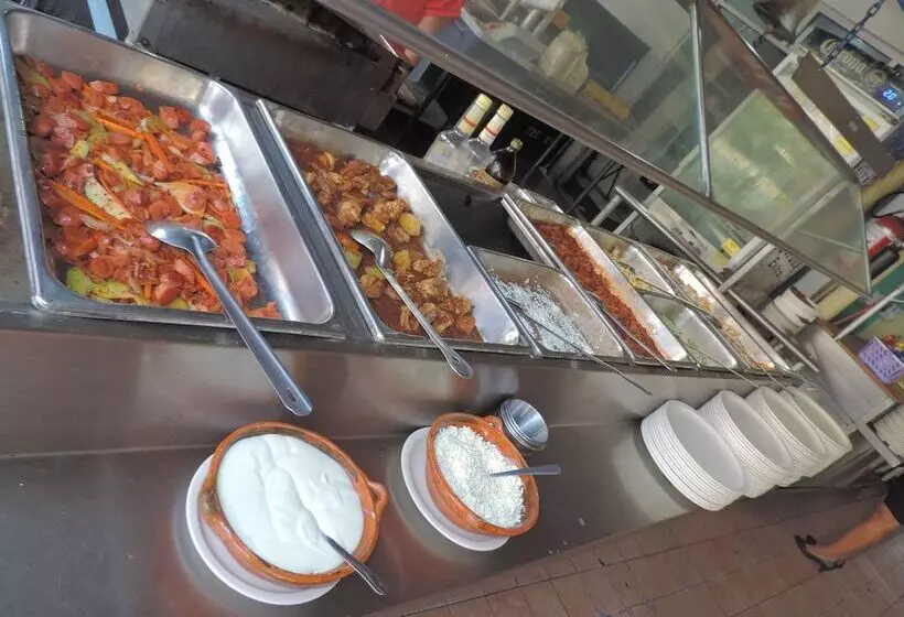 Отель Hacienda Maria Eugenia