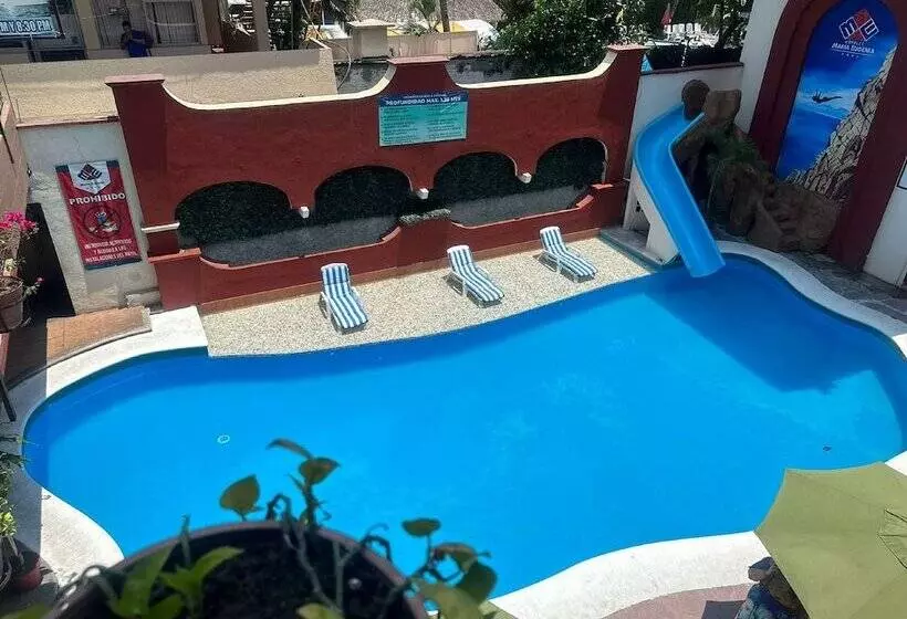 Отель Hacienda Maria Eugenia