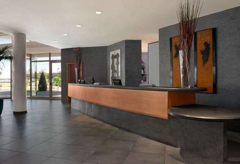 فندق Hilton Garden Inn Rome Airport