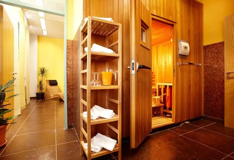 Hotell Kiel By Golden Tulip