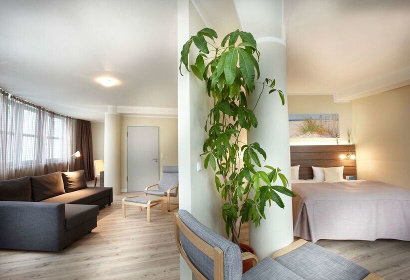 هتل Kiel By Golden Tulip