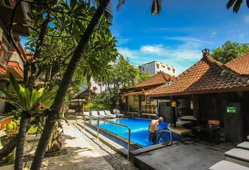 ホテル Legian Village