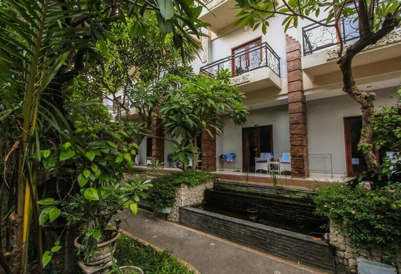 فندق Legian Village