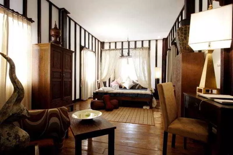 Отель Manathai Village Chiang Mai