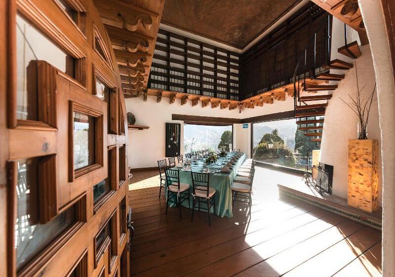 هتل Mision Grand Casa Colorada