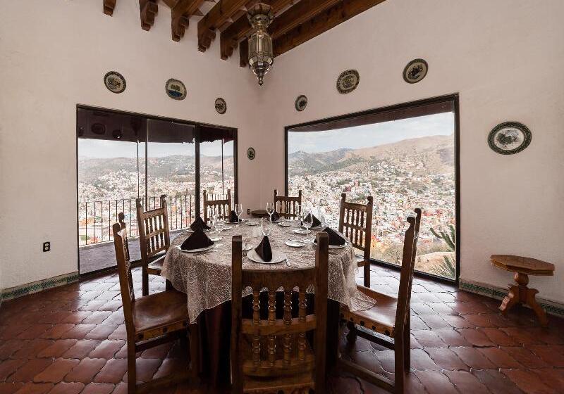 هتل Mision Grand Casa Colorada