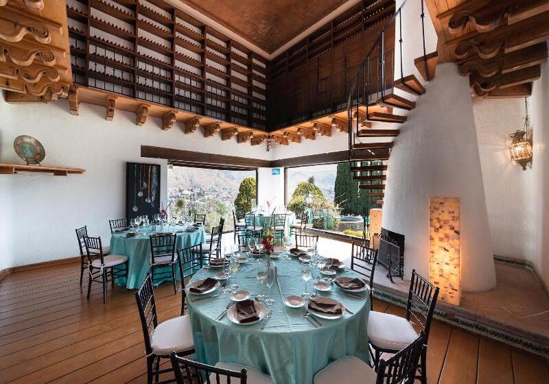 هتل Mision Grand Casa Colorada