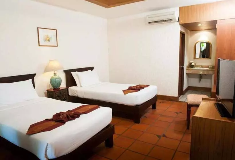 Hotel Montien House Sha Plus