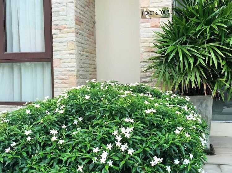 هتل Montien House Sha Plus