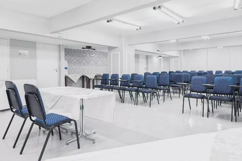 Отель Nacional Inn Poços De Caldas   Lazer Completo E Gastronomia No Centro