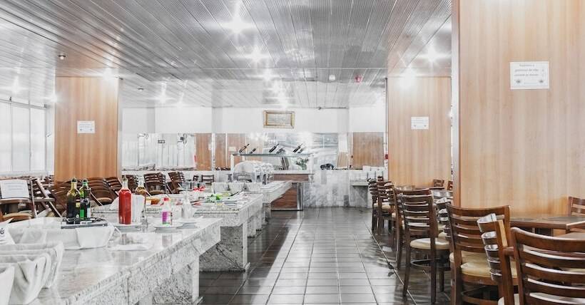 هتل Nacional Inn Poços De Caldas Lazer Completo E Gastronomia No Centro