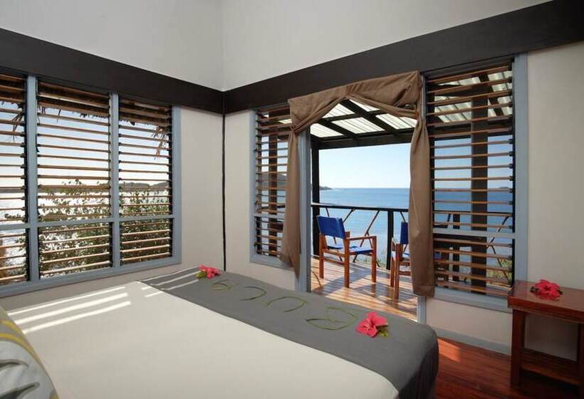 בית מלון כפרי Nanuya Island Resort