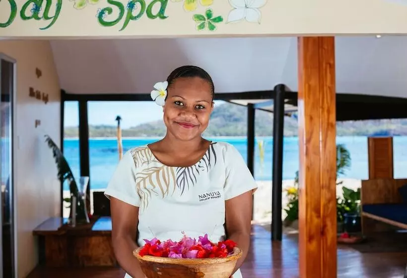 فندق Nanuya Island Resort