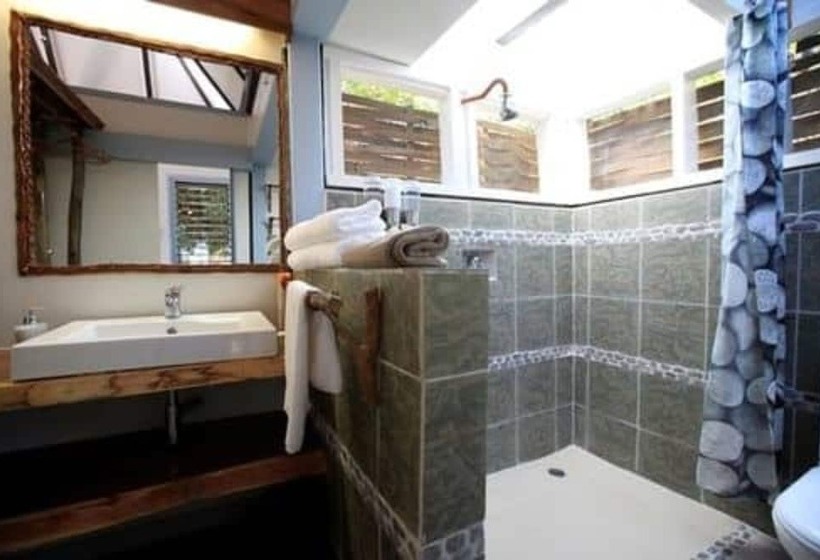 בית מלון כפרי Nanuya Island Resort