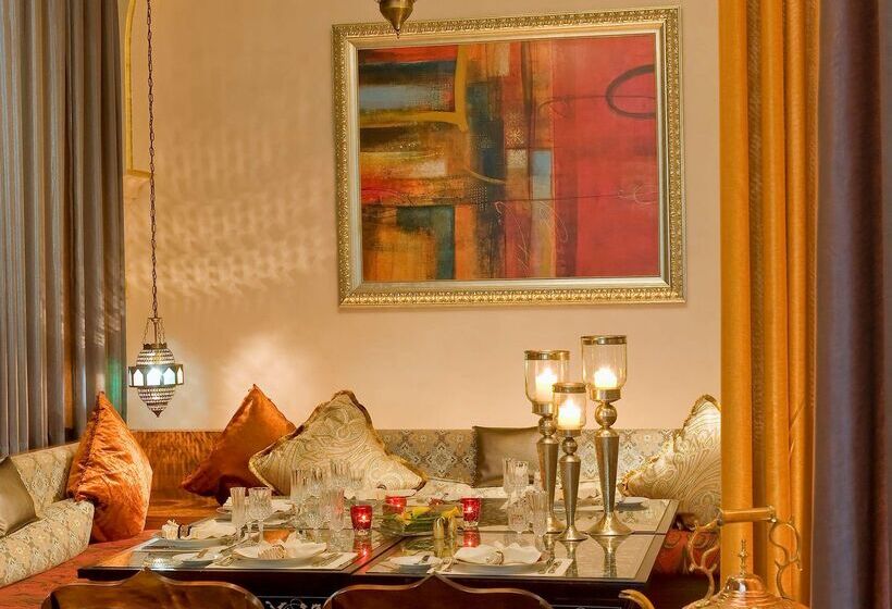 فندق Palace Downtown