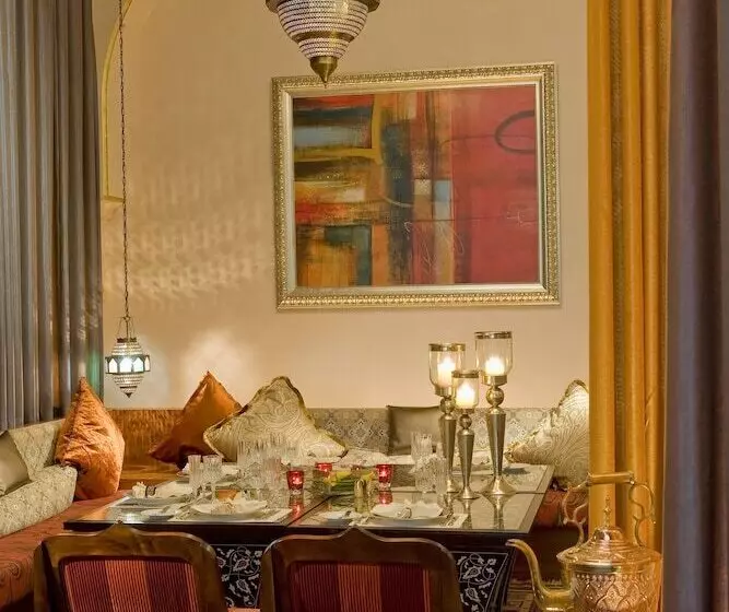 هتل Palace Downtown