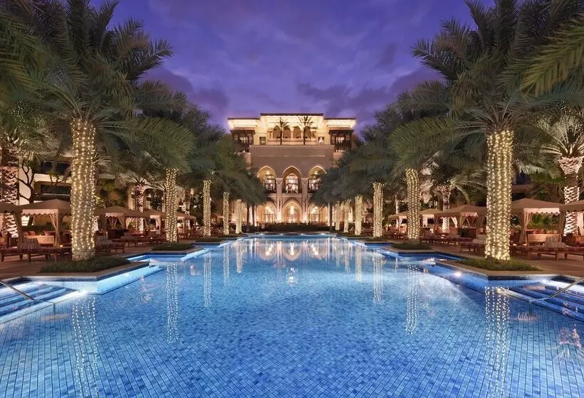هتل Palace Downtown