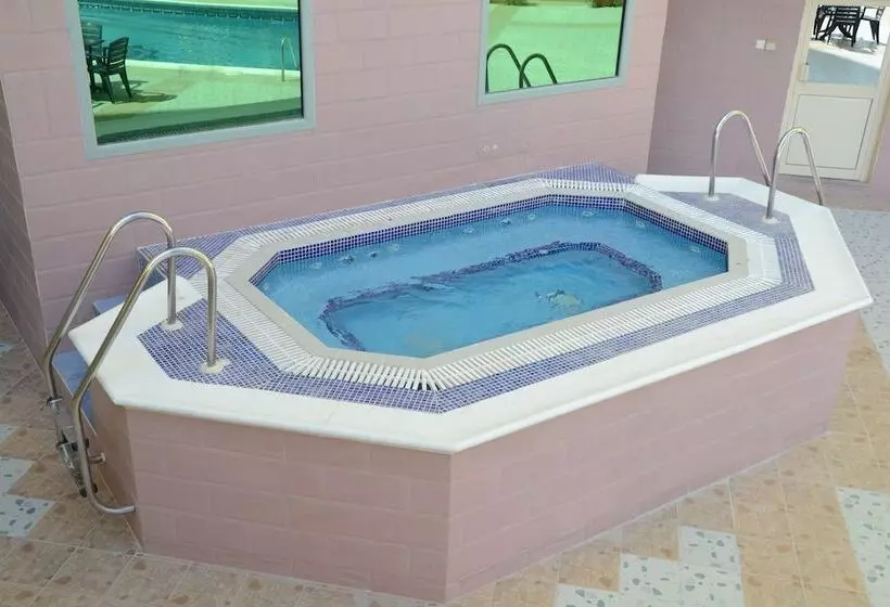 هتل Pars International