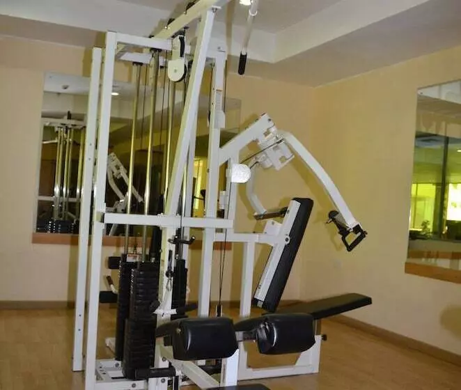 هتل Pars International