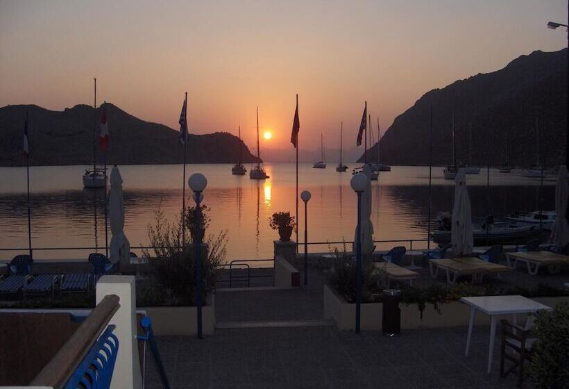 בית מלון כפרי Pedi Beach