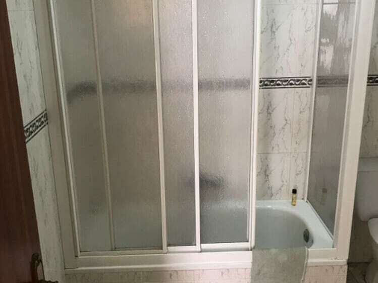 فندق Pensión Dos Hermanas