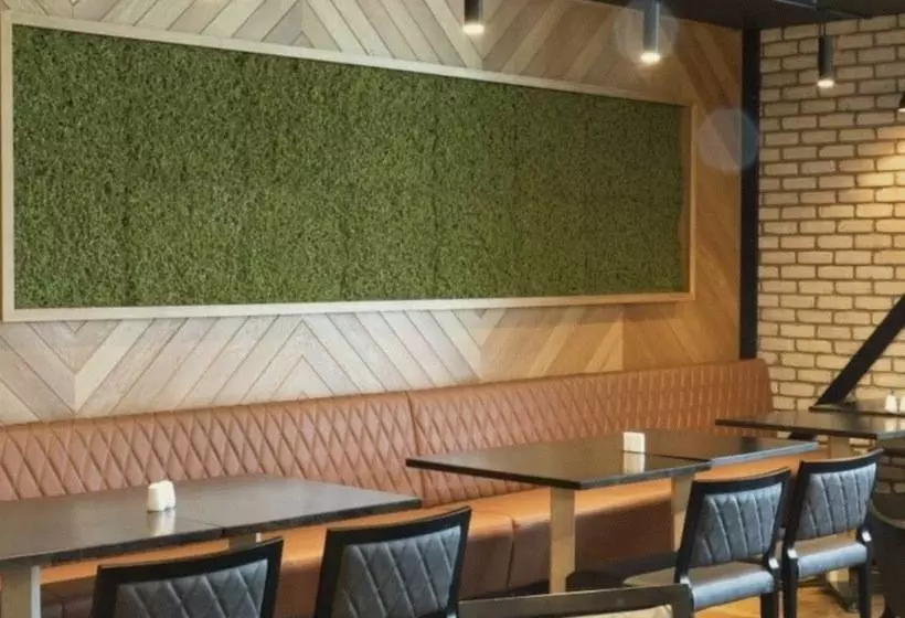 Pillo Hotel & Leisure Club