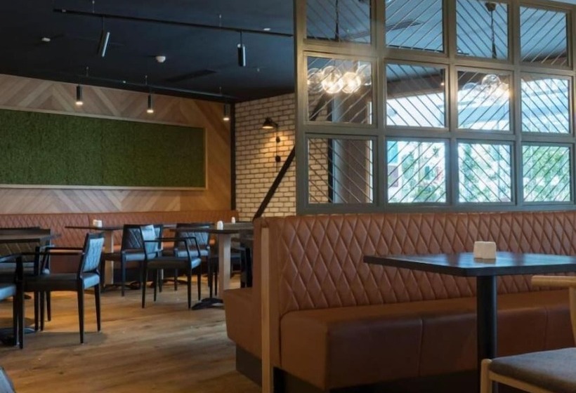 Pillo Hotel & Leisure Club