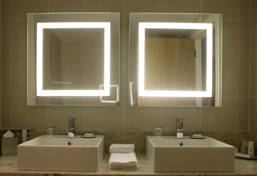 Pillo Hotel & Leisure Club