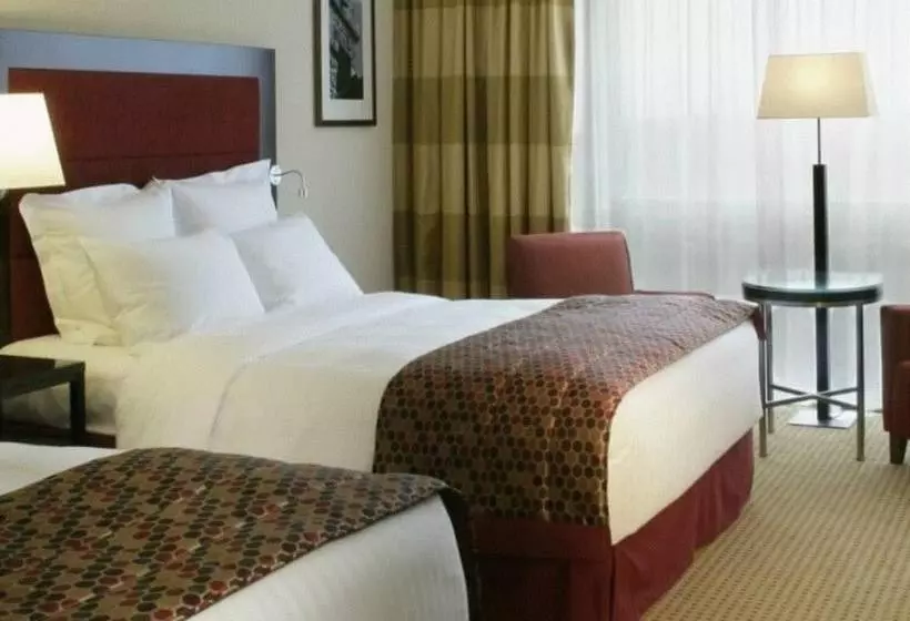 Pillo Hotel & Leisure Club