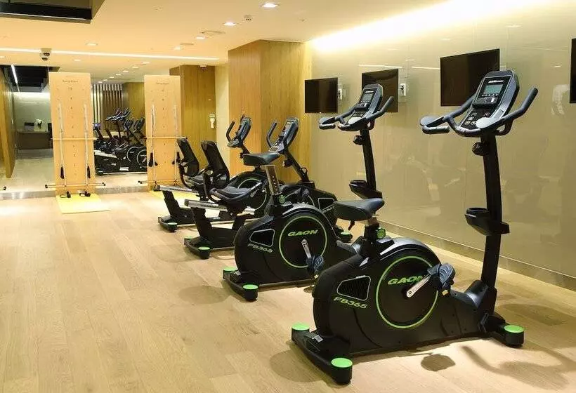 בית מלון כפרי Pj Myeongdong