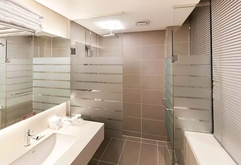 בית מלון כפרי Pj Myeongdong