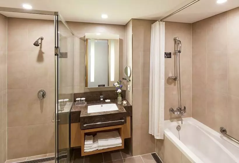 בית מלון כפרי Pj Myeongdong