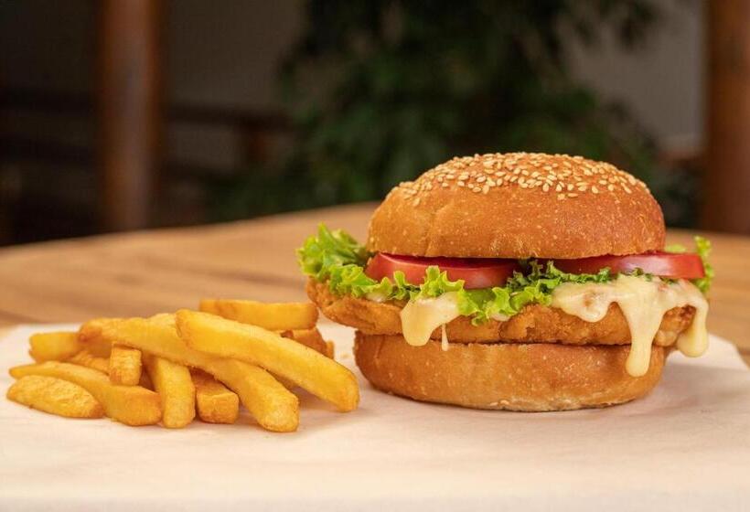 בית מלון כפרי Pousada Vila Do Dengo