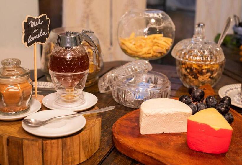 בית מלון כפרי Pousada Vila Do Dengo