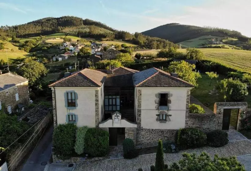 ホテル Rural Casona Trabadelo