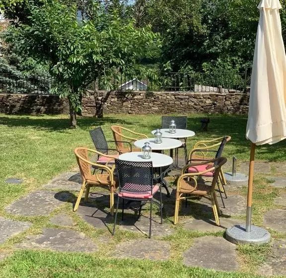 ホテル Rural Casona Trabadelo
