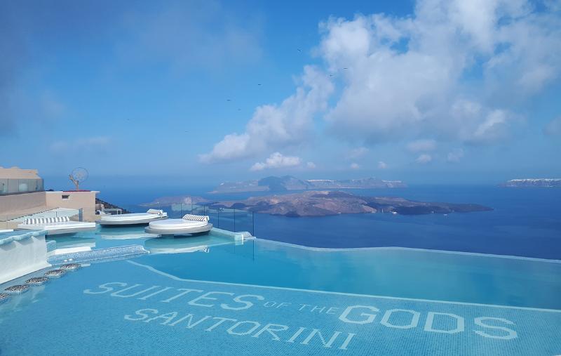 فندق Suites Of The Gods Cave Spa