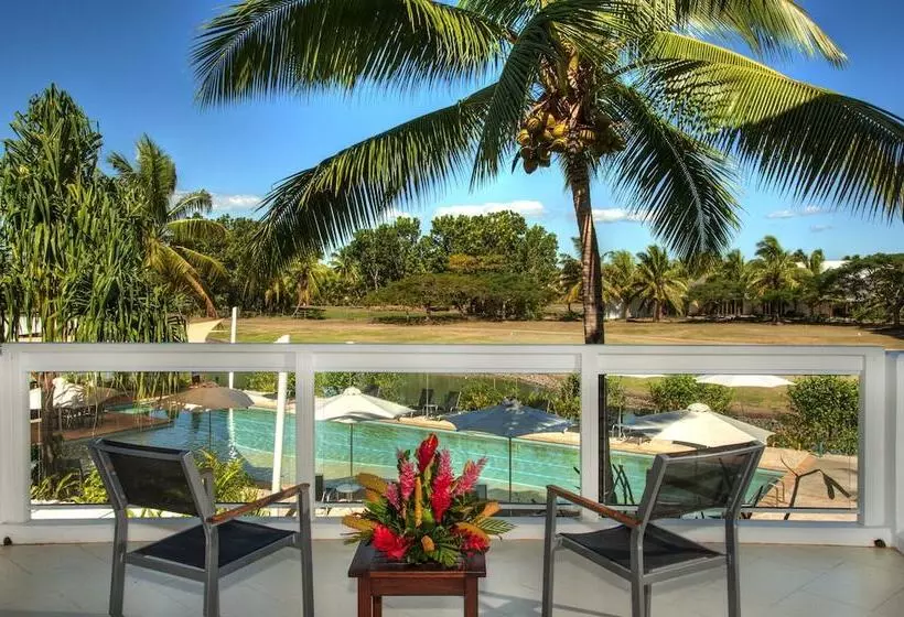 Отель The Terraces Apartments Denarau