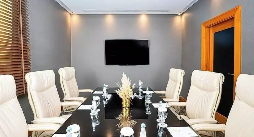 Millennium Hotel Doha