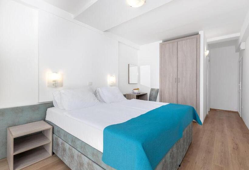 ホテル Paviljoni Slaven