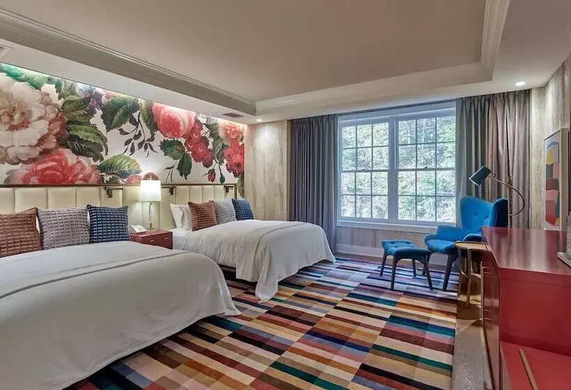 Hotelli River House At Odette S