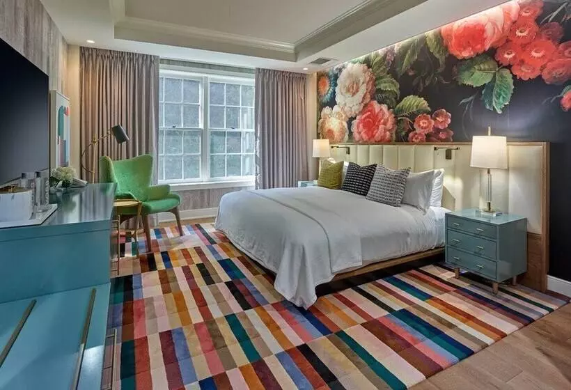 Hotelli River House At Odette S