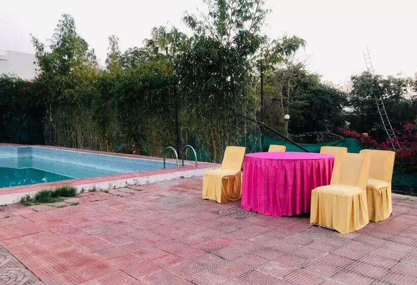 Resort Yuvraj Fort