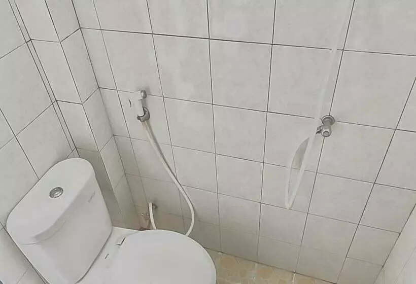 ホテル Aida Syariah Mitra Reddoorz