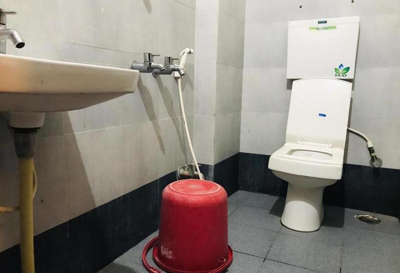 Отель Staymaker Bright Palace Residency