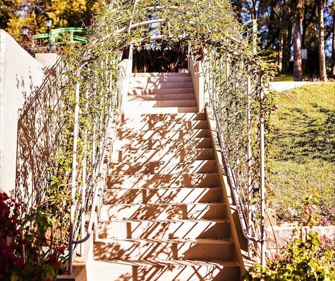 Отель Castelo Boutique