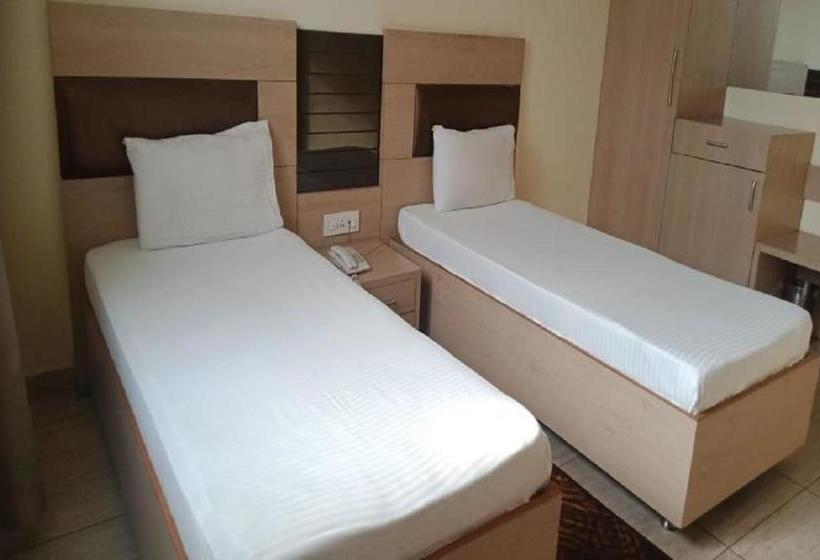 Отель City Square