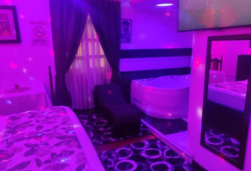 酒店 El Che No Apto Para Corruptos